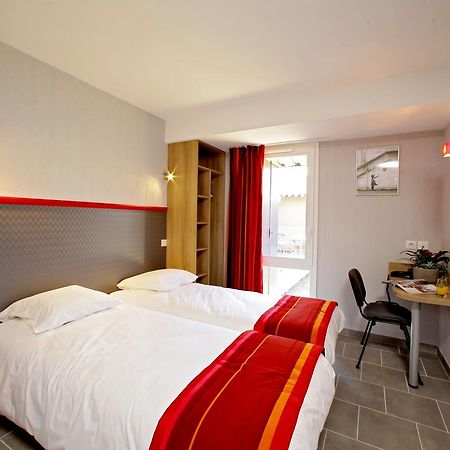 Albizia Hotel Marcillac-Saint-Quentin ภายนอก รูปภาพ