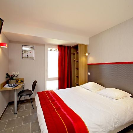 Albizia Hotel Marcillac-Saint-Quentin ภายนอก รูปภาพ